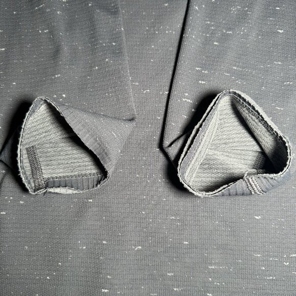 Lululemon Swiftly Tech Hooded 1/2 Zip Long Sleeve Size 10 Nebula Grey White Read - Picture 2 of 14